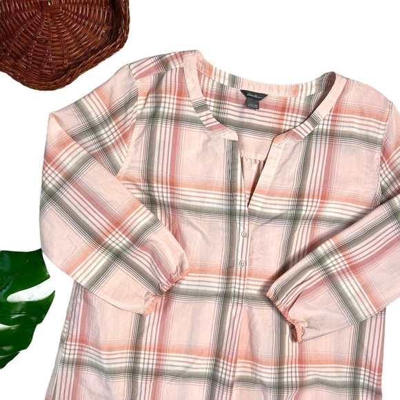 Eddie Bauer Pastel Pink Plaid V-Neck 3/4 Sleeve Blouse Top Shirt Size Medium - Picture 2 of 15